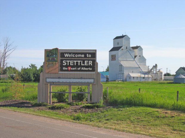 Welcome to Stettler sign