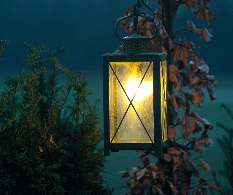 Join Friends of the Big Valley Library & Canadian Northern Society as the present the Historic Latern Walk! Friday, October 21 beginning at 7:00p.m. Come learn the history of the train station and roundhouse as we tour the area with laterns! Claim your spot today! Call or Text 403-896-6361 All Ages Welcome! Costumes Encouraged!