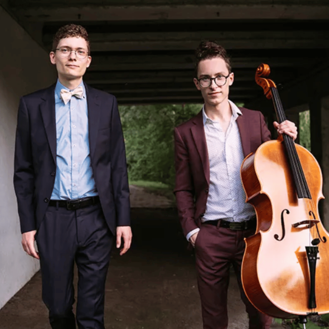 As the Prairie Sons, cellist David Liam Roberts and pianist Godwin Friesen embody the expansive, nuanced perspective of their home landscape in their concert program. The two award-winning musicians met at the Royal Conservatory’s Glenn Gould School of Music, and recognized a kindred spirit in each other. Both hail from the Prairies, began performing alongside other members of their families, and have been named to CBC’s list of Hot 30 Classical Musicians Under 30. 