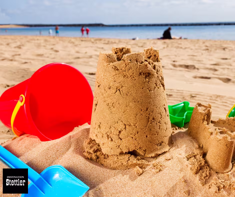 Celebrate Parks Day this Saturday at Rochon Sands Provincial Park! Join them for a Sand Sculpture Competition! Saturday, July 18 from 9:30a.m. to 12:00p.m. 10-12 Building Time Prizes for 1st, 2nd and 3rd place! Fun for all ages! Build an incredible sand sculpture, enjoy disc golf, tackle the "Don't Get Stumped" scavenger hunt, and cool off with a free freezie. It's the perfect way to celebrate summer in Alberta's great outdoors!